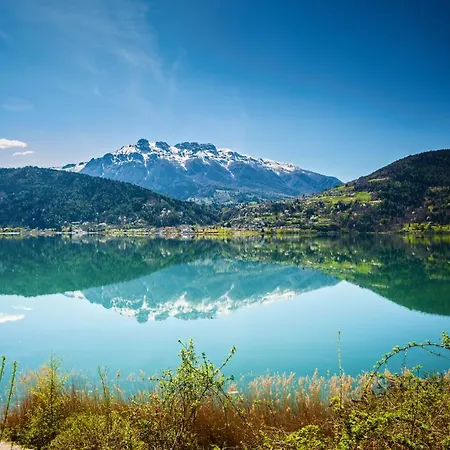Holiday home Lake-side *